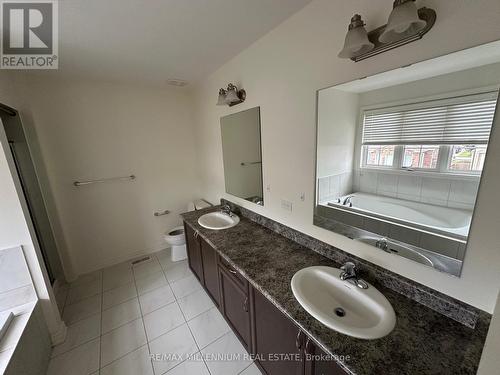 6437 Dilalla Crescent, Niagara Falls, ON - Indoor Photo Showing Bathroom