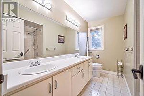 4493 Badminton Drive, Mississauga, ON - Indoor Photo Showing Bathroom