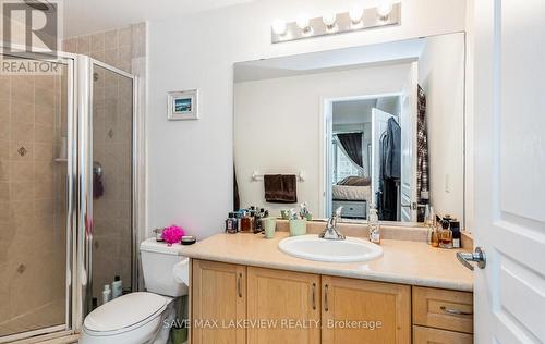 910 - 5 Marine Parade Drive, Toronto, ON - Indoor Photo Showing Bathroom