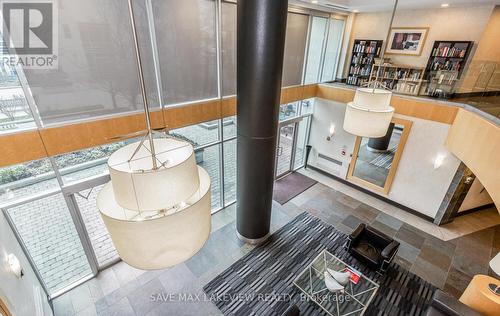 910 - 5 Marine Parade Drive, Toronto, ON - Indoor Photo Showing Bathroom