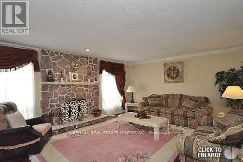 1189 White Clover Way, Mississauga, ON - Indoor Photo Showing Living Room