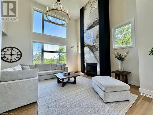 901 Bogdanovic Way, Huron-Kinloss, ON - Indoor Photo Showing Living Room With Fireplace