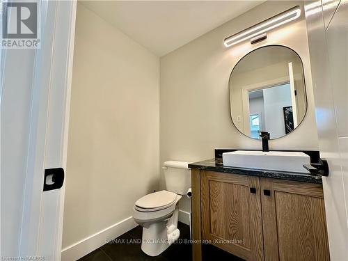 901 Bogdanovic Way, Huron-Kinloss, ON - Indoor Photo Showing Bathroom