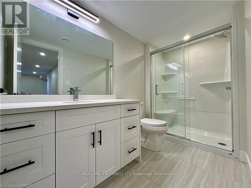 901 Bogdanovic Way, Huron-Kinloss, ON - Indoor Photo Showing Bathroom