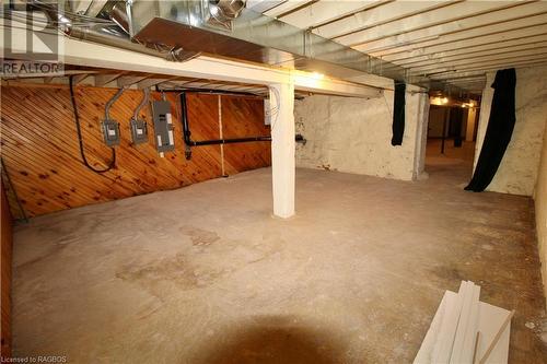 Basement - 303/305 10Th Street, Hanover, ON 