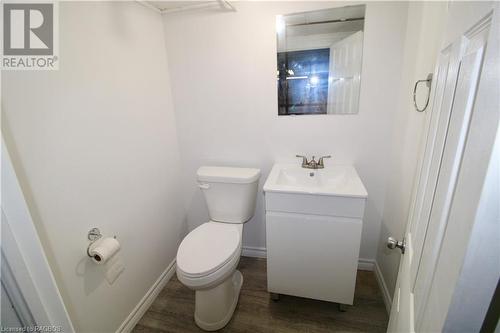 Basement bath - 303/305 10Th Street, Hanover, ON 