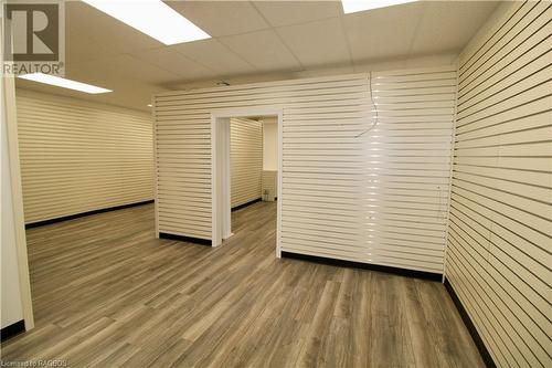 Commercial unit - 303/305 10Th Street, Hanover, ON 