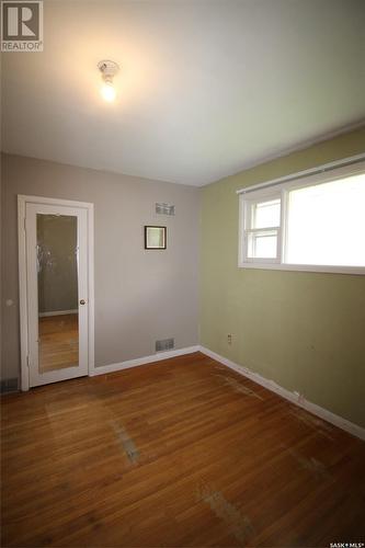 792 Centre Street, Shaunavon, SK - Indoor Photo Showing Other Room