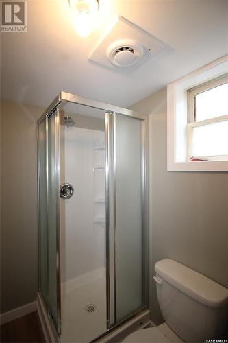 792 Centre Street, Shaunavon, SK - Indoor Photo Showing Bathroom