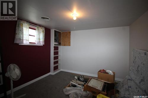 792 Centre Street, Shaunavon, SK - Indoor Photo Showing Other Room