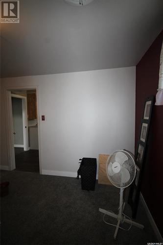 792 Centre Street, Shaunavon, SK - Indoor Photo Showing Other Room