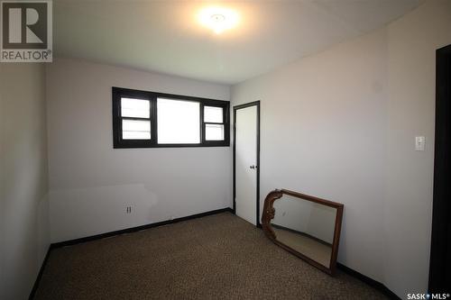 792 Centre Street, Shaunavon, SK - Indoor Photo Showing Other Room