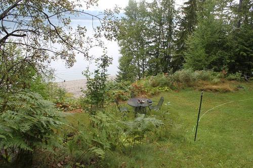 1794 Highway 6, Nakusp, BC - Outdoor