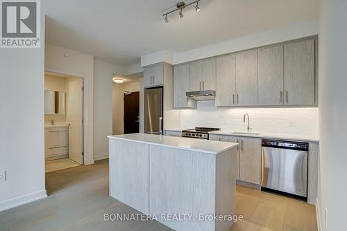 1205 - 212 King William Street, Hamilton, ON - Indoor Photo Showing Kitchen