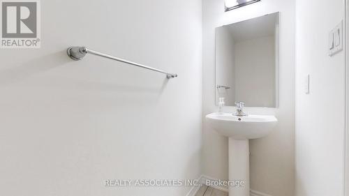 493 Hornbeck Street, Cobourg, ON - Indoor Photo Showing Bathroom