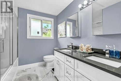 49 Congress Crescent, Hamilton, ON - Indoor Photo Showing Bathroom