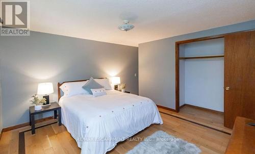 855 Garth Street, Hamilton, ON - Indoor Photo Showing Bedroom