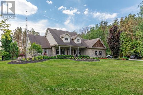 7201 36 37 Nottawasaga Sideroad, Clearview, ON - Outdoor With Deck Patio Veranda With Facade