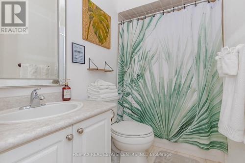 1102 Siesta Drive, Tiny, ON - Indoor Photo Showing Bathroom