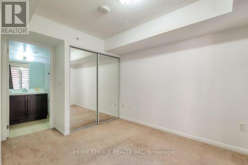 422 - 830 Lawrence Avenue W, Toronto, ON - Indoor Photo Showing Other Room