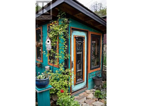 516 Silica  Street, Nelson, BC - Outdoor