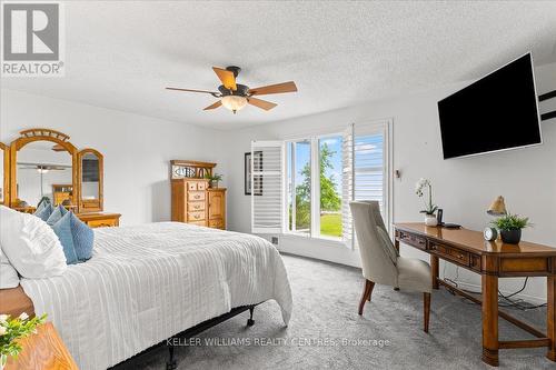 19 C Lane, Collingwood, ON - Indoor Photo Showing Bedroom