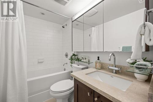 888 Homer Street, Vancouver, BC - Indoor Photo Showing Bathroom