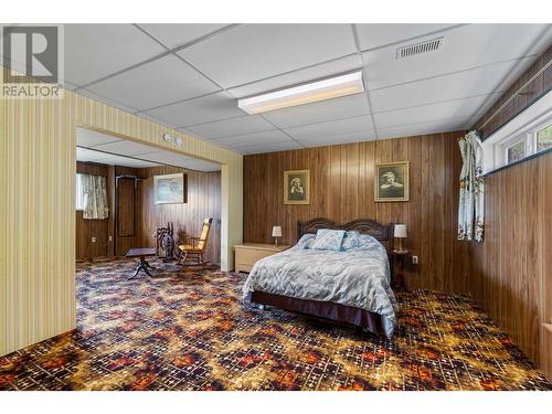 1400 12 Avenue Se, Salmon Arm, BC - Indoor Photo Showing Bedroom