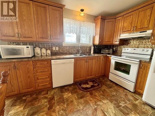 82 Harbourview Drive, Comfort Cove, NL - Indoor Photo Showing Kitchen With Double Sink