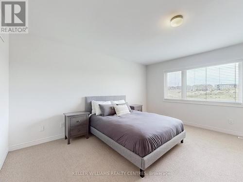 29 Flower Garden Trail, Whitchurch-Stouffville (Stouffville), ON - Indoor Photo Showing Bedroom