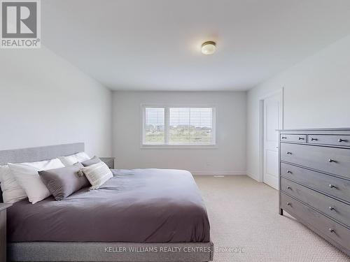 29 Flower Garden Trail, Whitchurch-Stouffville (Stouffville), ON - Indoor Photo Showing Bedroom