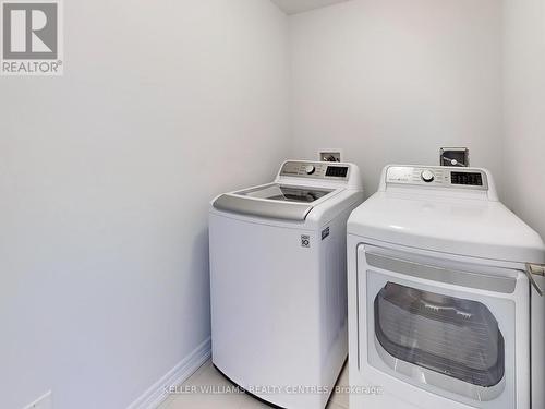 29 Flower Garden Trail, Whitchurch-Stouffville (Stouffville), ON - Indoor Photo Showing Laundry Room