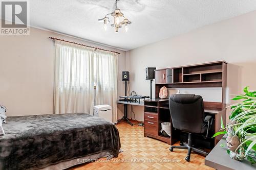 3 Harbour Town Court, Vaughan, ON - Indoor Photo Showing Bedroom