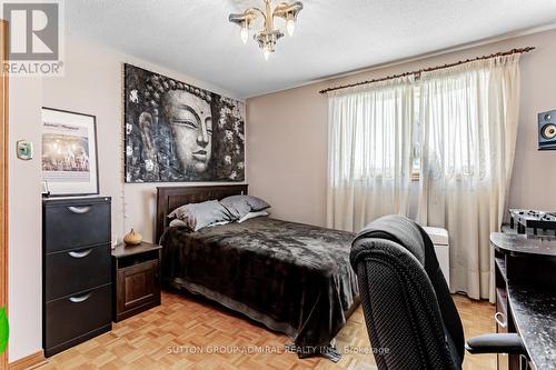 3 Harbour Town Court, Vaughan, ON - Indoor Photo Showing Bedroom