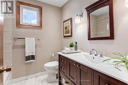 3 Harbour Town Court, Vaughan, ON - Indoor Photo Showing Bathroom