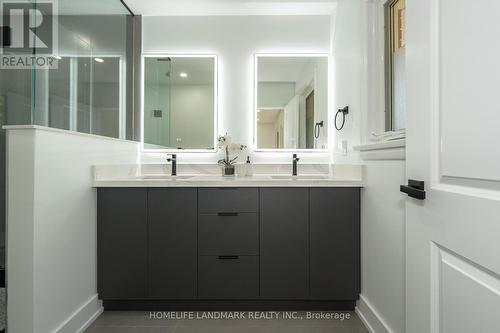 4206 19Th Avenue, Markham, ON - Indoor Photo Showing Bathroom