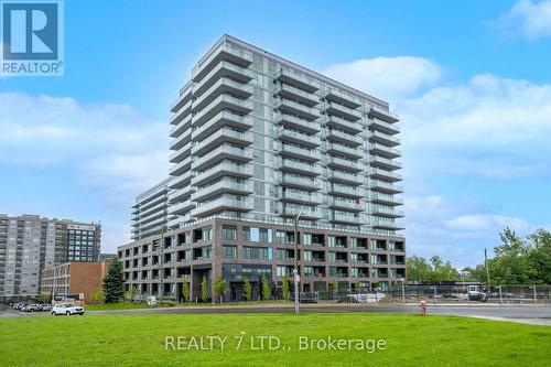 417 - 185 Deerfield Road, Newmarket, ON - Outdoor With Balcony With Facade