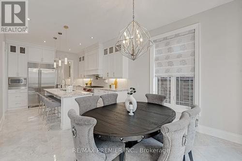 105 Chesney Cres, Vaughan, ON - Indoor Photo Showing Dining Room