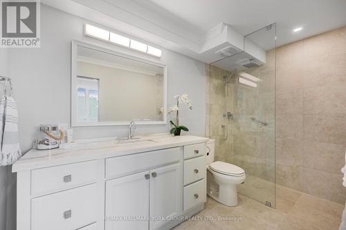 205 - 14924 Yonge Street, Aurora (Aurora Highlands), ON - Indoor Photo Showing Bathroom