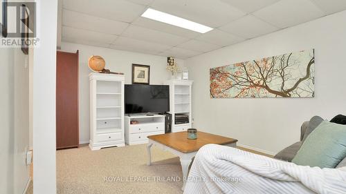 42 Torrington Crescent, London, ON - Indoor