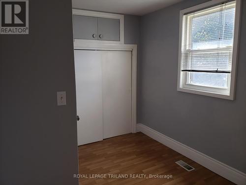 1233 York Street, London, ON - Indoor Photo Showing Other Room