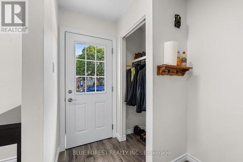 67 Pauline Crescent, London, ON - Indoor Photo Showing Other Room