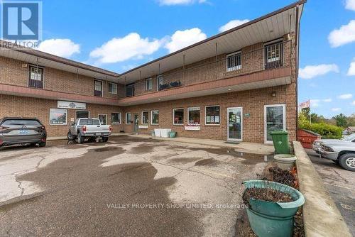 1049 Victoria Street, Petawawa, ON 