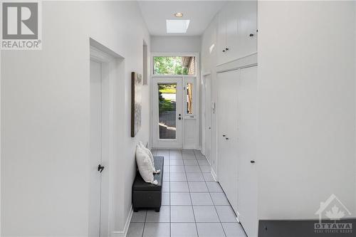 Fantastic mudroom with access to the garage. - 427 Meadow Park Place, Ottawa, ON - Indoor Photo Showing Other Room