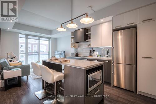 724 - 1830 Bloor Street W, Toronto, ON - Indoor Photo Showing Kitchen