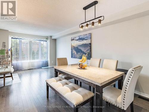 156 Millcliff Circle, Aurora, ON - Indoor Photo Showing Dining Room