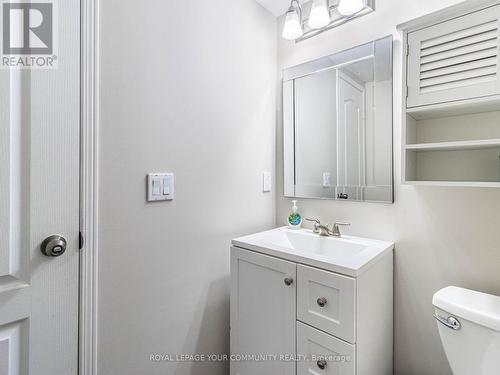 156 Millcliff Circle, Aurora, ON - Indoor Photo Showing Bathroom