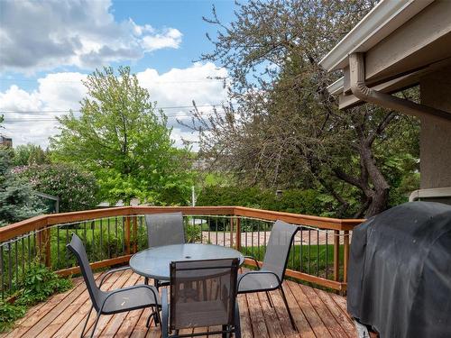 24 Valley View Drive, Winnipeg, MB - Outdoor With Deck Patio Veranda