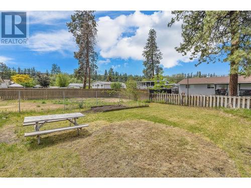 830/832 Irma Road, Kelowna, BC - Outdoor