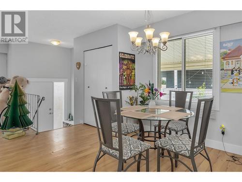 830/832 Irma Road, Kelowna, BC - Indoor Photo Showing Dining Room